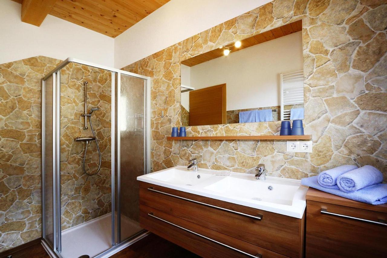 Semi-Detached House, Zell Am Zillerヴィラ エクステリア 写真